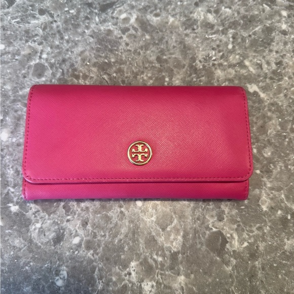 Tory Burch Handbags - Tory Burch Fuchsia Wallet